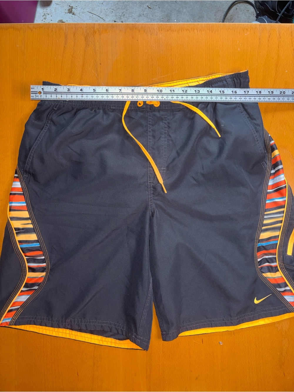 Mens Nike Shorts Size Large